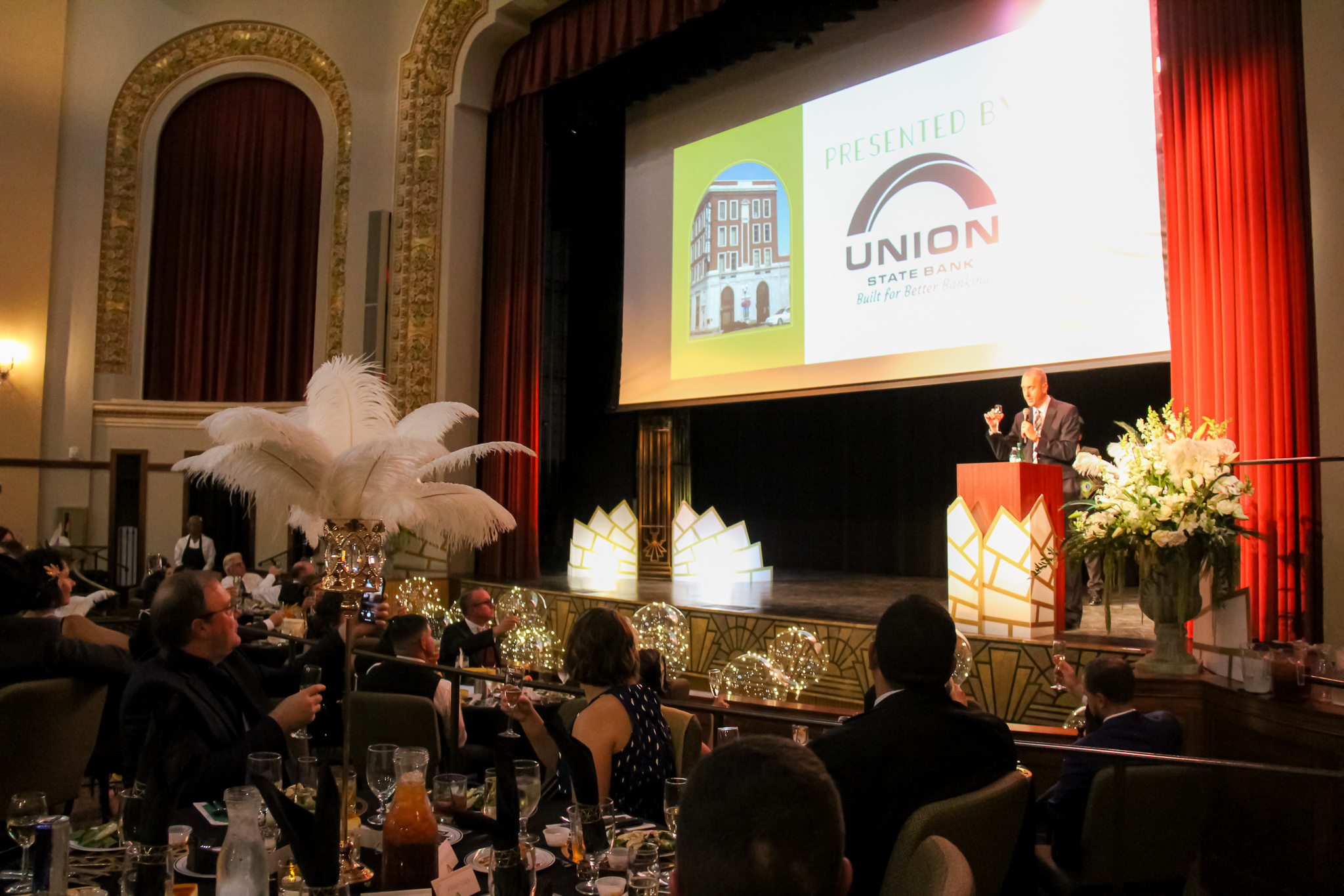 Union State Bank Winfield and Udall Market President Cory Helmer gives a toast to over 150 guests at the William Newton Healthcare Foundation’s roaring twenties-themed gala. An event record of $76,683 was raised benefitting the William Newton Hospital emergency department expansion.